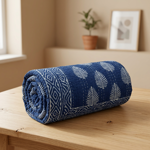 Cubrecama Kantha con Estampado a Mano Indio, 90x108 Pulgadas, Diseño de Hojas Indigo, Colcha de Algodón para Cama Doble, Cubrecama Hecho a Mano - Product Image 2