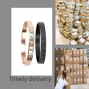 Nuevo Brazalete Digital Romano de Acero Inoxidable, Pulsera de Moda con Hebilla Abierta Personalizada y Dijes - Product Image 6