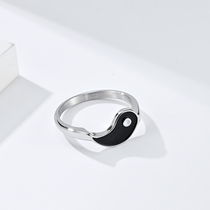 Chinese-style personalized creative couple <b>rings</b> with Tai Chi diagram and Yin-Yang fish design, made of <b>titanium</b> steel, suitable - Product Image 2