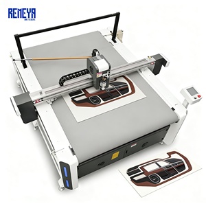 Machine de découpe numérique automatique à couteau oscillant REMEYA CNC pour tissus de rembourrage de canapé, tapis, tapis de sol, coussins - Product Image 1
