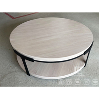Table basse ronde en marbre moderne de luxe léger avec structure métallique de haute qualité pour salon