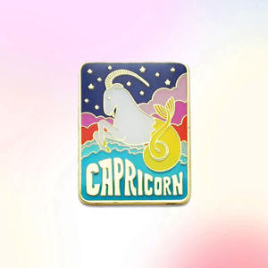 Strologia regali capricorno zodiaco placcato in metallo dorato spilla in smalto morbido - Product Image 1