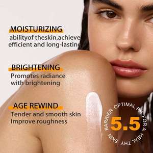 Lotion corporelle à la vitamine C Ollay - Hydratant quotidien doux avec formule éclaircissante et parfum frais pour une peau éclatante et hydratée - Product Image 3