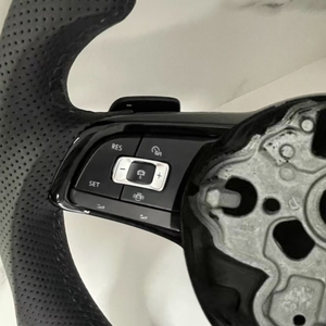 Volante de Cuero Genuino Compatible con Volkswagen VW Polo MK7 Passat Golf 4 5 6 7 8 GTI <span class=keywords><strong>R</strong></span> <span class=keywords><strong>Line</strong></span> MK5 MK6 MK7 MK8 2015 2016 2017 - Product Image 3