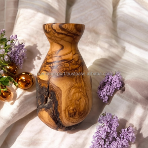 Beau vase en bois fait à la main pour la décoration intérieure premier cadeau de maison pour les acheteurs et les agents immobiliers pour le salon - Product Image 1