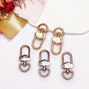 Chaoqi - Gancho de aleación con resorte para accesorios de bolso, cierre de anilla D invertida, llavero, joyería DIY, colgante para equipaje, plateado y dorado - Product Image 1