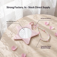 Miroir de maquillage suspendu en forme d'étoile, cadre en plastique, pendentif en perle, mini miroir de vanité, accessoire de sac parfait pour les filles, miroir décoratif