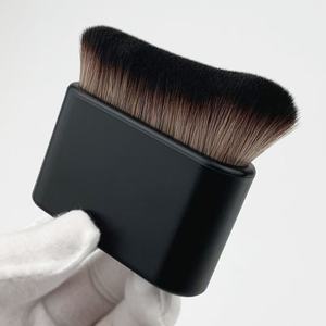<b>Wave</b> Shaped Contour Makeup <b>Brush</b> Angled Face <b>Brush</b> for Foundation Blush Bronzer - Product Image 4