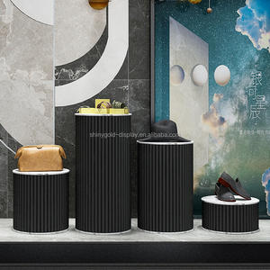 Plinto Redondo de MDF Columna de Eventos Pedestal Blanco Mesa de Exhibición Soporte para Flores para Bodas Fiestas y Decoración de Matrimonios - Product Image 3