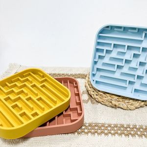 Es-Pro Eco-Friendly Pet Bowls & Feeders Slow Food Dining <b>Mat</b> for Dogs & <b>Cats</b> Silicone Fixed Belt Sucker ODM/OEM Pet Food Grade - Product Image 1