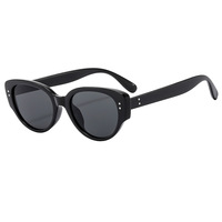 Lunettes de soleil œil-de-chat rétro chic pour femmes, style urbain haut de gamme, effet amincissant, protection UV400, tendance 2024
