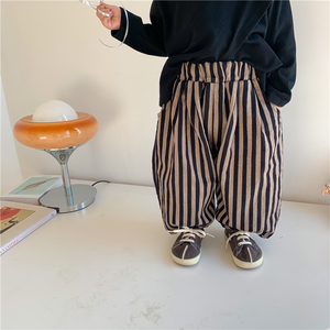 2024 enfants printemps et automne coton et <span class=keywords><strong>lin</strong></span> bande verticale bloomers style ample <span class=keywords><strong>pantalon</strong></span> à neuf points pantalons décontractés - Product Image 2