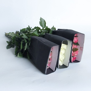 Arreglos Florales con Cabezas de Flores Grandes Blancas con Borde Rosa, Flores Frescas Cortadas para Decoración de Bodas - Product Image 3