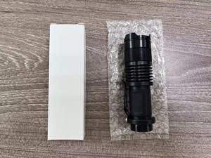 Bán buôn mini LED <span class=keywords><strong>UV</strong></span> đèn Pin 365nm Túi Tia cực tím Torch tím đen ánh sáng tiền Detector Hợp kim nhôm cơ thể đèn - Product Image 6