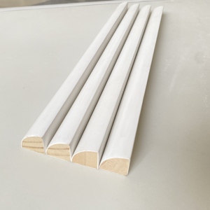 Moldura de Pino Blanco Imprimado de Una Sección Redonda, Grado Pintura, para Decoración de Esquinas de Paredes Interiores, Venta al por Mayor para Exportación - Product Image 3