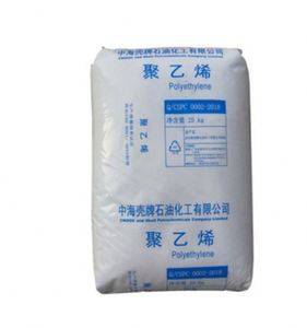 Polyéthylène basse densité LDPE Cnooc LDPE 2420d matière plastique vierge moulage par soufflage de résine pour film/revêtement de tuyaux en acier - Product Image 1