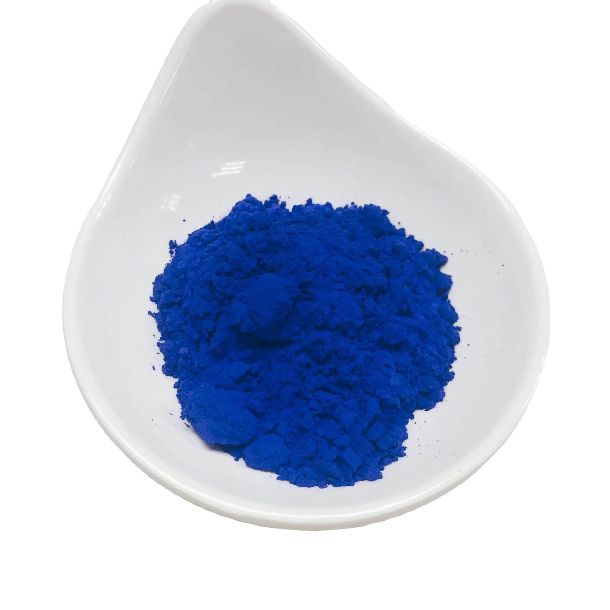 Colorantes de pigmentos cerámicos azules en esmaltes de arcilla