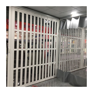 Venta caliente la transparencia <span class=keywords><strong>PVC</strong></span> acordeón <span class=keywords><strong>Puerta</strong></span> plegable para tienda de coches - Product Image 2