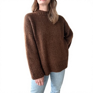 Sweat-shirt à capuche en molleton 300 GSM pour femme, coupe oversize, col tombant, épaules tombantes, avec logo frontal, personnalisable, vente en gros - Product Image 6