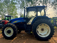 Tractor Usado Económico SNH1204 de 120HP con Cabina y Aire Acondicionado para Bolivia, Perú, Nigeria y el Sudeste Asiático