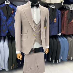 Marron <span class=keywords><strong>Beige</strong></span> Slim Fit hommes <span class=keywords><strong>costume</strong></span> sur mesure élégant <span class=keywords><strong>3</strong></span> <span class=keywords><strong>pièces</strong></span> veste pantalon gilet mariage garçon d'honneur smokings fête <span class=keywords><strong>homme</strong></span> robe costumes - Product Image 2