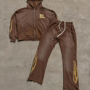 ชุดวอร์มผู้ชายสไตล์ลำลองสำหรับฤดูร้อน ระบายอากาศได้ดี ล้างสีแบบแอซิดวอช ทรงหลวม ตกแต่งด้วยลายปัก ขนาดใหญ่พิเศษ ผ้าหนา ทรงบ็อกซี่ - Product Image 1