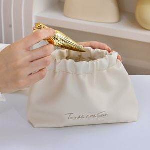 Vẻ Đẹp Và Mỹ Phẩm Sản Phẩm Dễ Thương In Túi Xách Du Lịch Hàng Ngày Sử Dụng Số Lượng Lớn Đặt Hàng Biểu Tượng Tùy Chỉnh Nhỏ Túi Mỹ Phẩm PU Trang Điểm <span class=keywords><strong>Pouch</strong></span> - Product Image 5