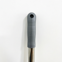 Mopa Telescópica de Chenilla con Cabezal de Fibra Suave Gris para Limpieza sin Rayones, Palo Extensible para Ruedas de Techo, Lavable y Reutilizable