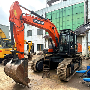 Excavatrice Doosan DX520LC d'occasion, machine 100% d'origine avec peinture d'origine, grande excavatrice hydraulique lourde pour chantier de construction - Product Image 1