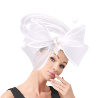 New Fashion Fascinator Damen Hochzeit Blume Kopf bedeckung Big Sinamay Church Hat Elegante Feder Fascinators Base Hat für Frauen