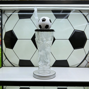Vasos <span class=keywords><strong>de</strong></span> plástico al por mayor para cerveza con pajitas en forma <span class=keywords><strong>de</strong></span> balón <span class=keywords><strong>de</strong></span> fútbol - Product Image 3