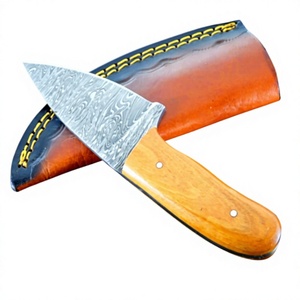 Couteau de camping artisanal en acier carbone, manche en bois d'olivier, étui en cuir, usage extérieur, bord partiellement dentelé - Product Image 3