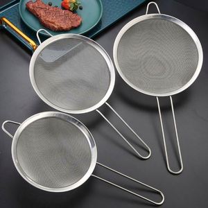 Utensilios de Cocina de Acero Inoxidable Premium, Coladores de Malla Fina Duraderos, Tamices Domésticos para Escurrir y Enjuagar Verduras, Pastas y Repostería - Product Image 6