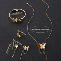 Collier, bracelet, bague et boucles d'oreilles pour femme, style classique, sablé, double couche, avec accessoires papillon, design de niche tendance