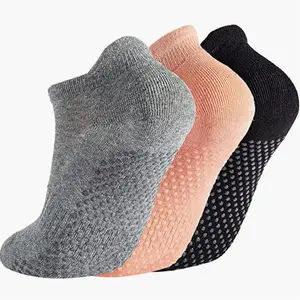 Custom Summer Autumn Knitted Grip Socks Women Men Adult Thickened Warm Breathable Sports Non-Slip Solid Color Cotton Socks