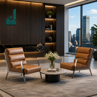 Chaise de conférence exécutive ergonomique moderne en cuir avec structure métallique et accoudoirs fixes pour usage professionnel, commercial et hôtelier