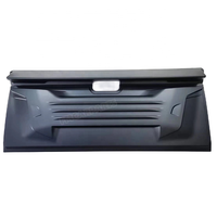 Fábrica al por mayor negro puerta trasera protector puerta trasera cubierta piezas del cuerpo placa para Amarok 2011 y superior