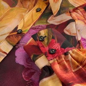 Aloha Camicetta da <span class=keywords><strong>Donna</strong></span> in <span class=keywords><strong>Seta</strong></span> Satinata con Stampa Floreale di Lusso Personalizzata, Abbottonatura Frontale, Maniche Lunghe, Stile Casual, Moda Rapida - Product Image 5