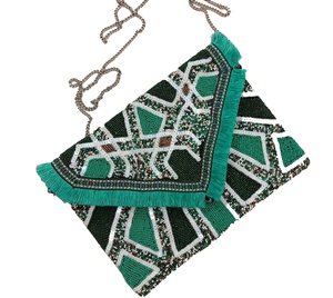 Pochette tendance avec chaîne pour femme, sac à main élégant, couleur verte, nouvelle collection - Product Image 1