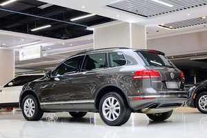 Guazi seconde main propre <span class=keywords><strong>2017</strong></span> Volkswagenn Touaregg 3.0L <span class=keywords><strong>à</strong></span> blanc conduite <span class=keywords><strong>à</strong></span> gauche voiture d'occasion <span class=keywords><strong>à</strong></span> <span class=keywords><strong>vendre</strong></span> en Chine prêt <span class=keywords><strong>à</strong></span> expédier - Product Image 5