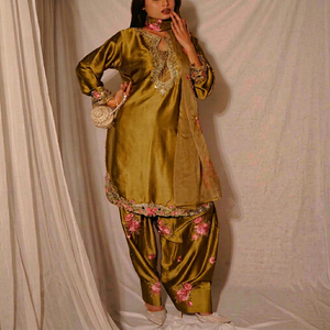 Ensemble Salwar Kameez indien moderne pour femmes avec doublure en satin japonais et micro-coton, séchage rapide, pour fêtes et mariages - Product Image 1
