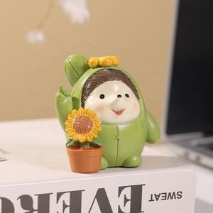 Simpatico <span class=keywords><strong>Riccio</strong></span> in Costume da Cactus, Statuetta in Resina, Decorazione da Scrivania a Forma di Cartone Animato, Ornamento per Casa e Ufficio, Idea Regalo - Product Image 1