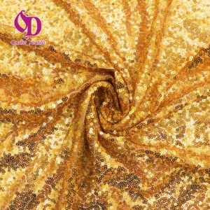 100% Polyester Klassieke 3Mm Pailletten Geborduurde Stof Lovertjes Borduurwerk Gaas Voor Bruiloft Bekleding Jongens Accessoire - Product Image 6