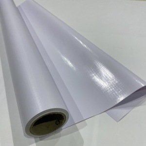 Buena calidad mate brillante PVC lona frente 13 oz 3,20 50m banner 8oz 9oz 10oz 12oz 240g 280g 200 * 300D 18*12 pvc materiales de impresión - Product Image 2