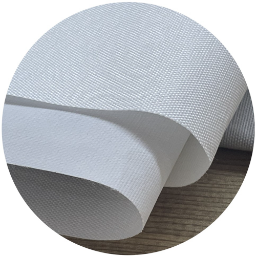 Sfondo Natalizio con Camino Bianco, Muro di Mattoni Retrò, Albero di Natale, Regali, Pavimento in Legno, Sfondo per Fotografia di Famiglia - Product Image 2