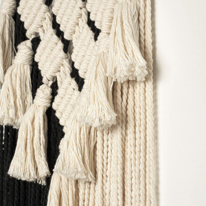Tapisserie murale en <span class=keywords><strong>macramé</strong></span> noir et blanc moderne, tissée verticalement en coton - Product Image 2