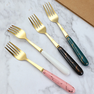 Modern Luxury Nordic Flatware Set Stainless Steel Mirror White Ceramic Handle Kitchen Cutlery for Restaurant Family Flatware - Product Image 4