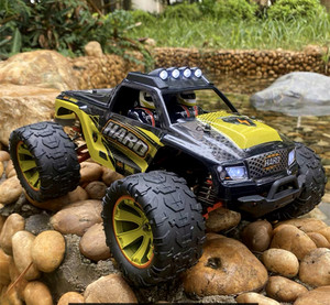 Wltoy quy mô 1/14 4WD BigFoot <span class=keywords><strong>RC</strong></span> đua xe tốc độ cao 50 MPH Trôi Dạt kim loại sở thích đồ chơi cho người lớn bao gồm điều khiển từ xa - Product Image 2