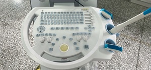 Meilleures ventes en gros : Échographe Doppler couleur vétérinaire sur chariot KAIXIN DCU7 avec écran LCD 15 pouces pour usage hospitalier et vétérinaire - Product Image 4