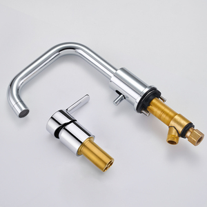 Modern Design <b>Deck</b> Mounted 3 Hole Ceramic Bathtub Sink Faucet Pull Spray Hot/Cold Mixer Tap <b>for</b> Bathroom Basin Pet Cleaning - Product Image 4